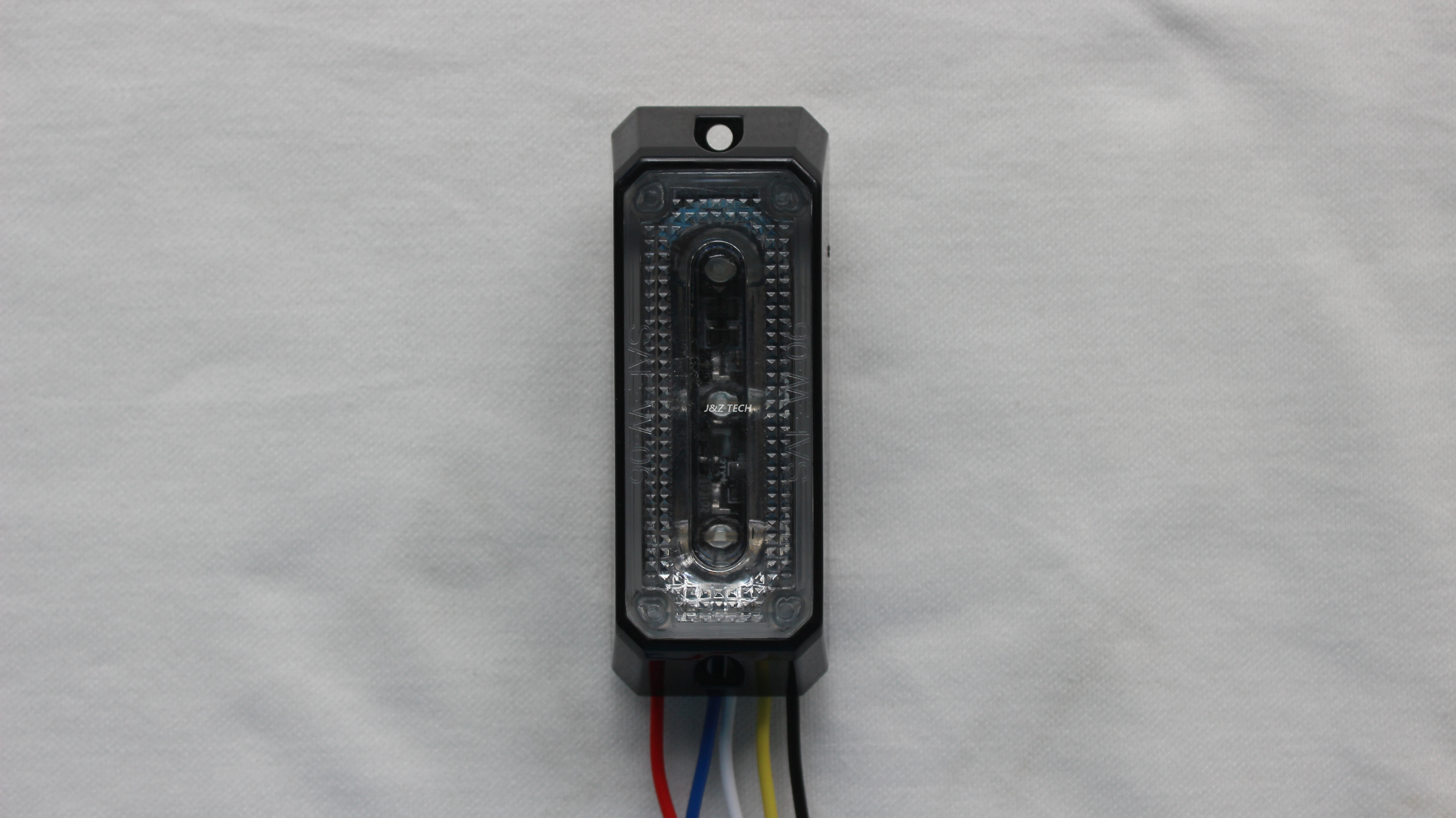 Cabezal de luz estroboscópica LED de montaje en superficie de advertencia de ambulancia lineal 3